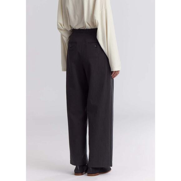 Black Crane Straight Trousers in Dark Grey NWT $250 - Picture 2 of 2